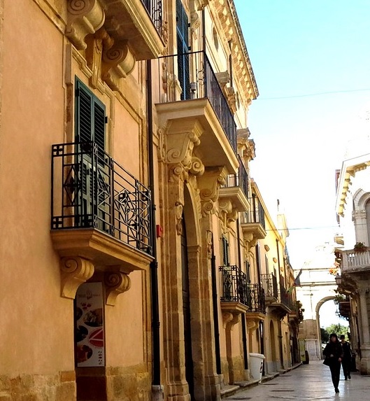 Marsala. La Regione finanzia la nascita di un Museo del Vino a Palazzo Fici