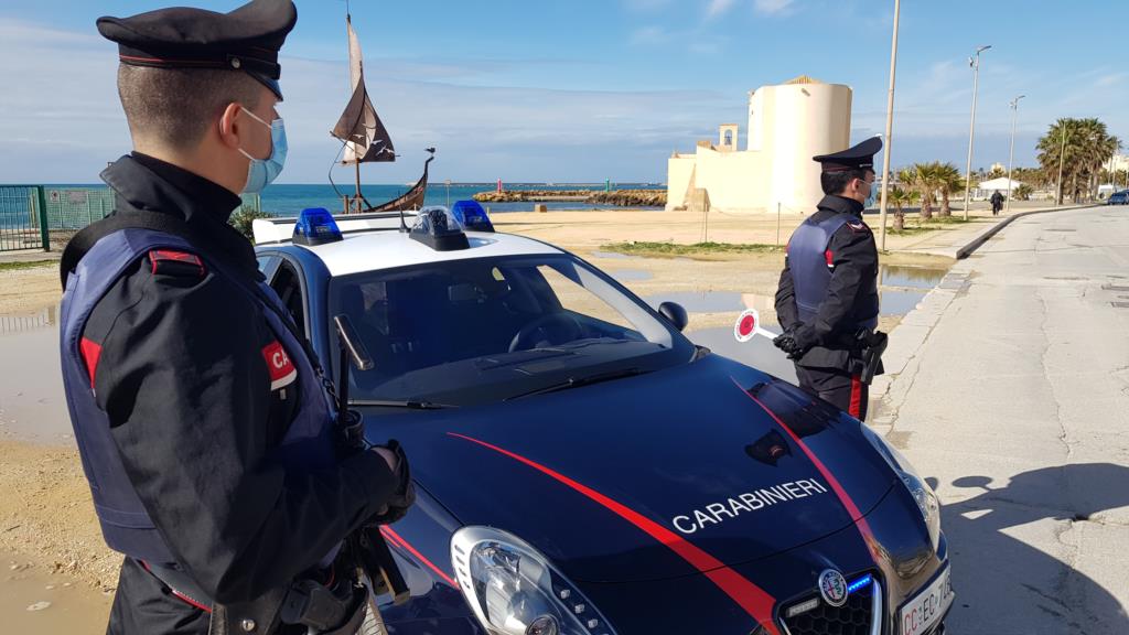 Mazara, controlli dei Carabinieri nel week end: denunciati in cinque