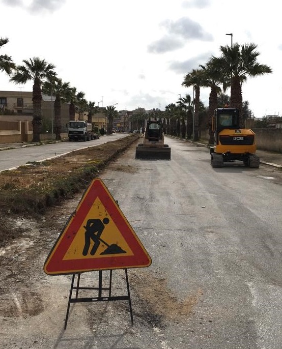 Mazara del Vallo, avviati lavori per la pista ciclabile in via mons. Costantino Trapani