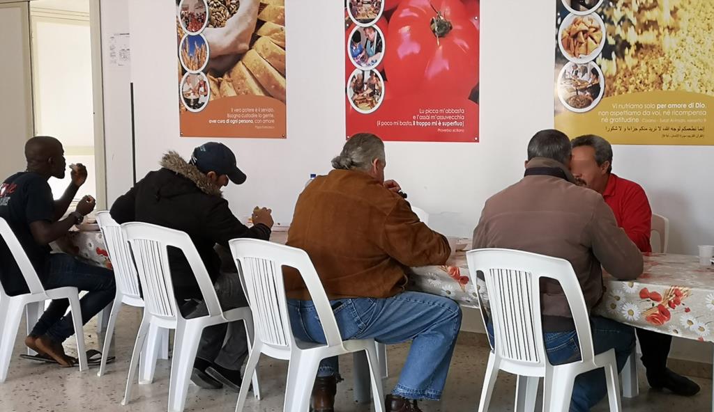 Giornata dei poveri, aperte domani le mense fraterne della Caritas