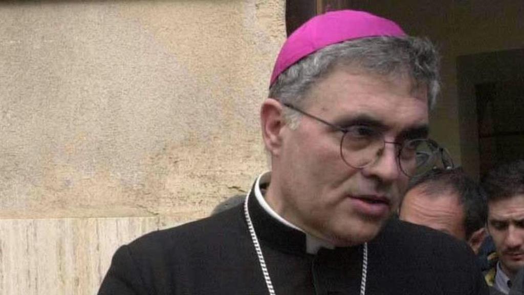 Peculato, prescritto e assolto l'ex vescovo di Trapani Miccichè