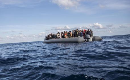 Pantelleria, soccorsi 125 migranti in un giorno