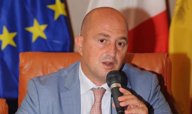 Sospesa la maestra Bonafede, Turano; 'Chiesti al ministro ulteriori provvedimenti'