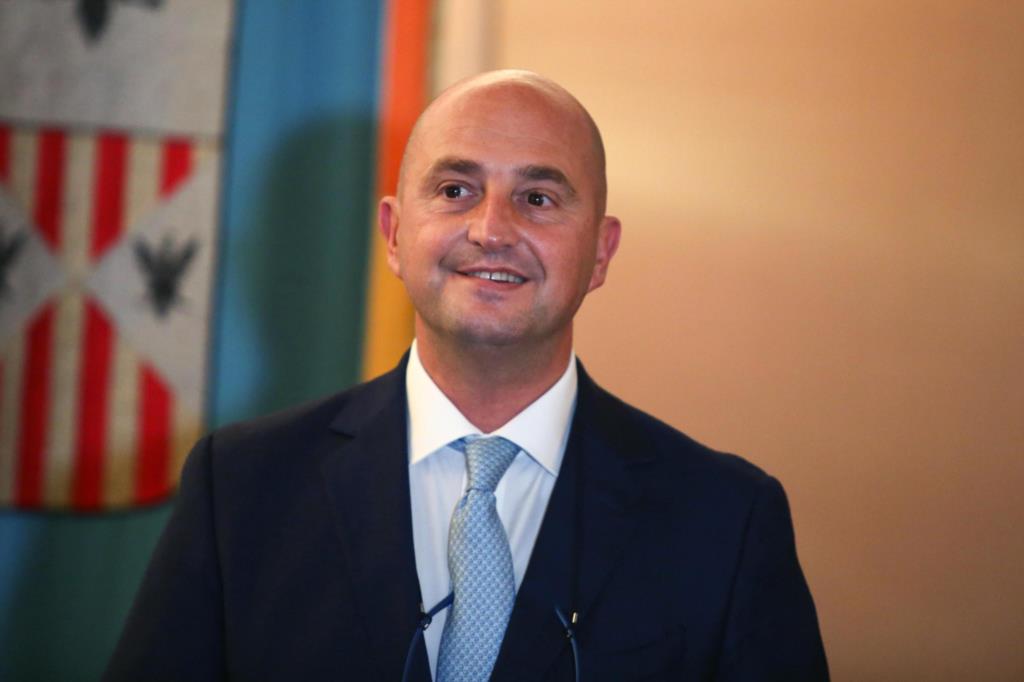 Istruzione, bando da 2 milioni per l'acquisto di scuolabus