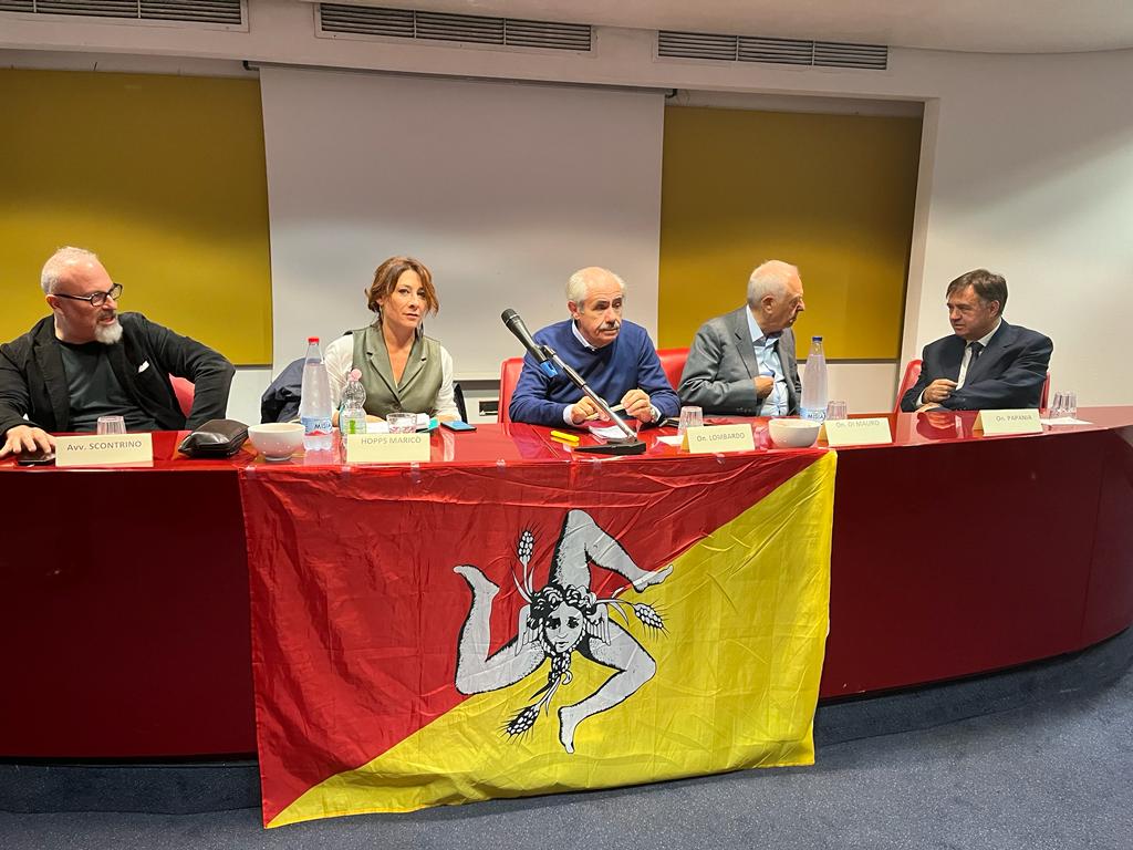 Trapani, l'Mpa a congresso attorno al suo fondatore: Raffaele Lombardo (VIDEO)