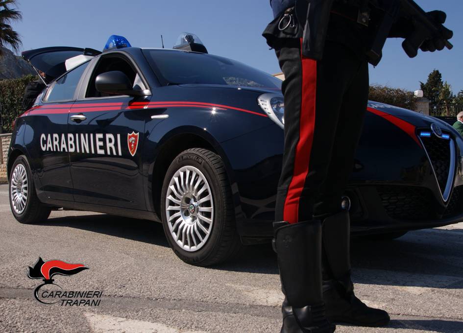 Paceco, divieto di avvicinamento per un 36enne