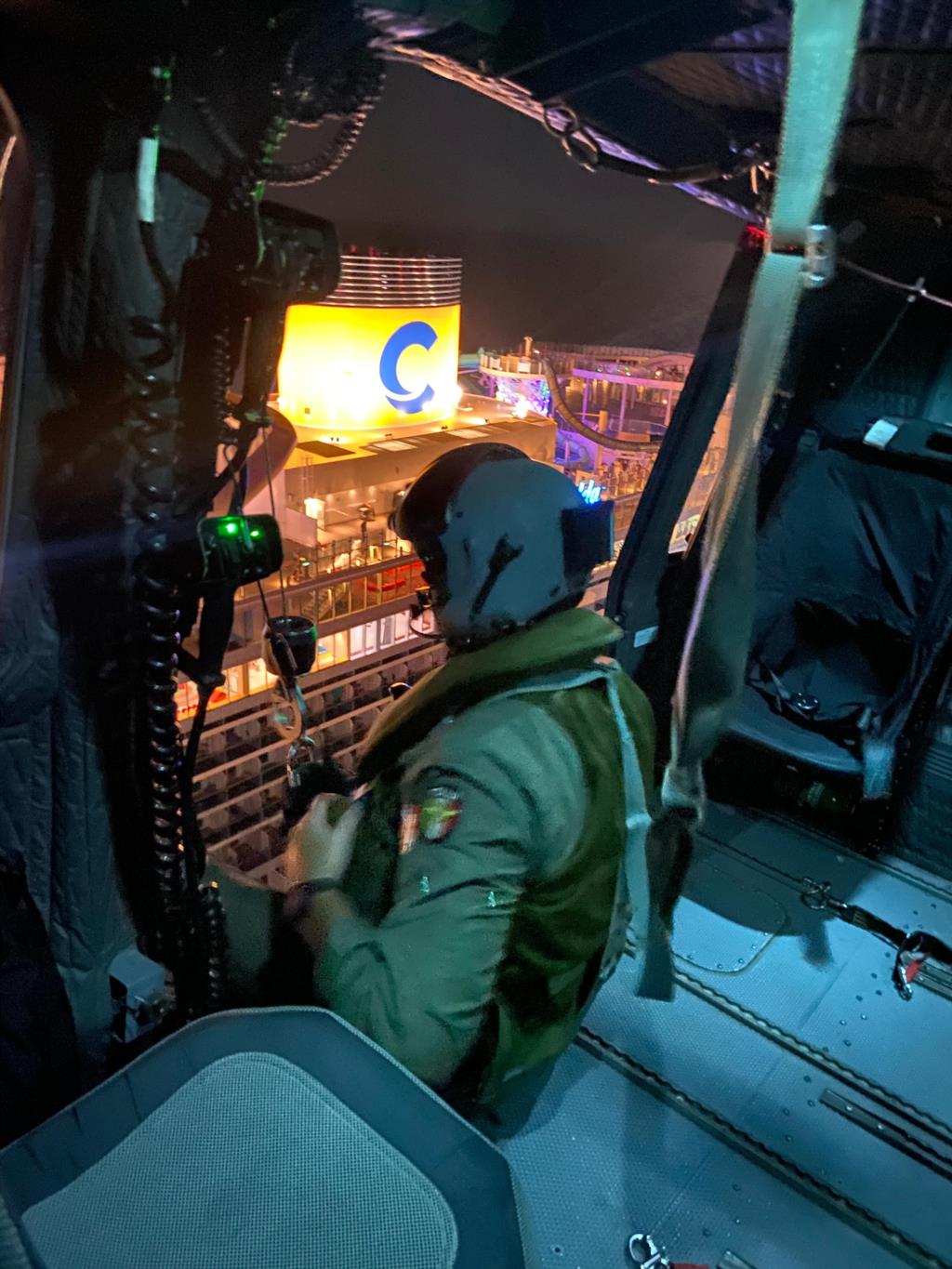Soccorso un uomo colto da malore su nave da crociera Costa Smeralda