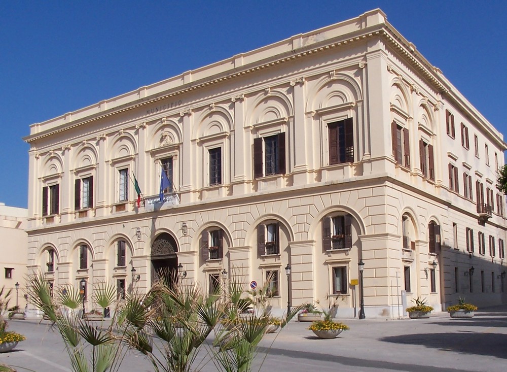 Trapani, assegnate le deleghe agli assessori della Giunta Tranchida