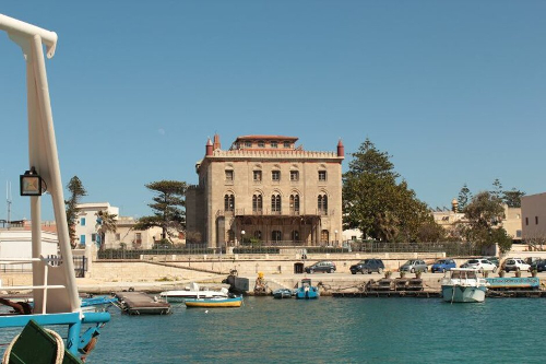 Aperto il secondo piano di Palazzo Florio a Favignana e inaugurate due mostre d'arte