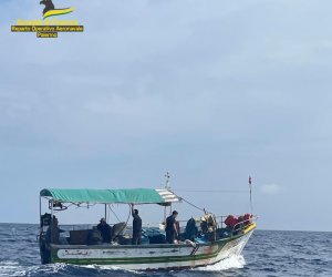 Pantelleria, ingresso irregolare di migranti: 3 arresti