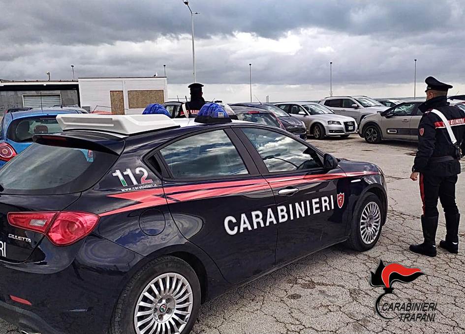 Mazara, lite davanti a un pub: denunciato un 36enne