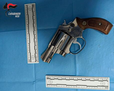 Campobello, trovata pistola nel covo di Messina Denaro