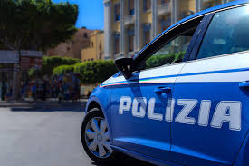 Trapani, estorceva denaro alla madre: 24enne ai domiciliati