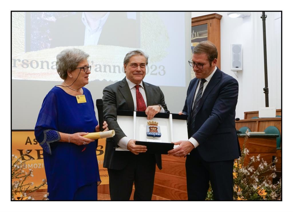 Premio Città di Castellammare: è l’astrofisico Andrea Santangelo la 'Persona dell’anno 2023'
