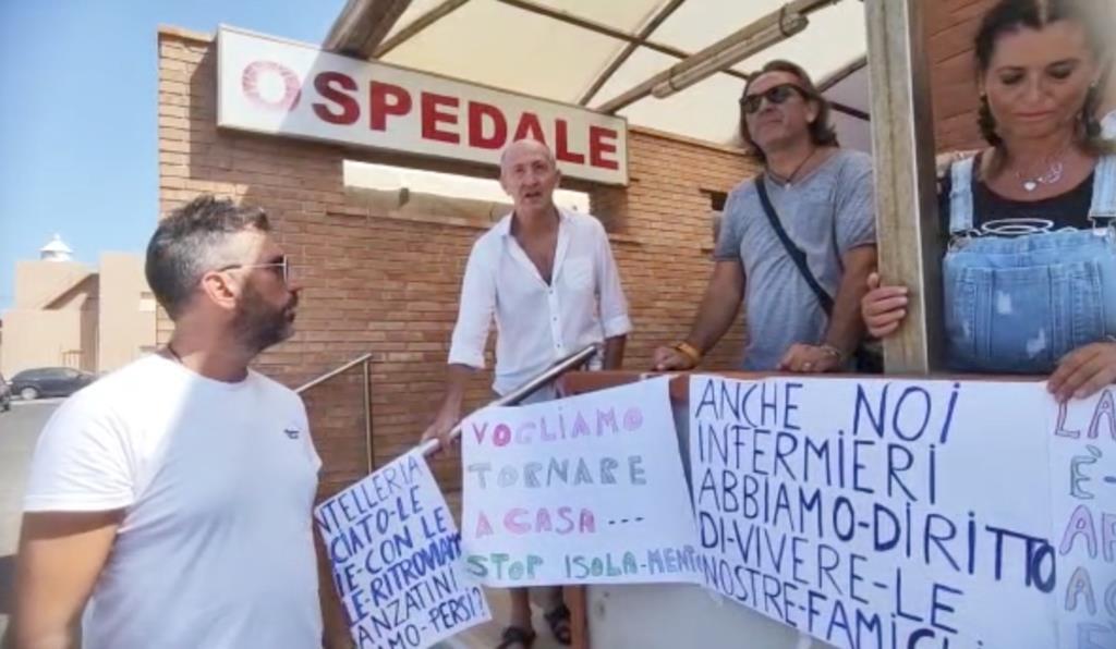 Protesta all'ospedale di Pantelleria
