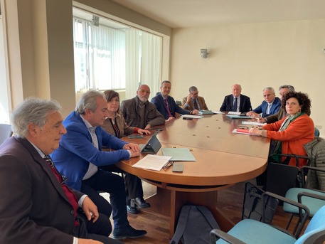 Sicilia: su riforma Province confronto governo parti sociali