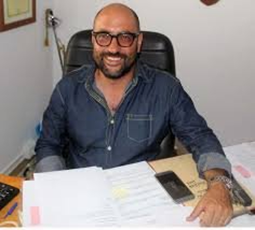 Pantelleria: l'assessore Gutterez si dimette per dedicarsi all'insegnamento