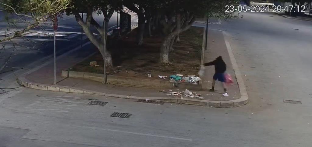 Stretta sui rifiuti a Marsala, sequestrati veicoli usati per lo smaltimento illecito