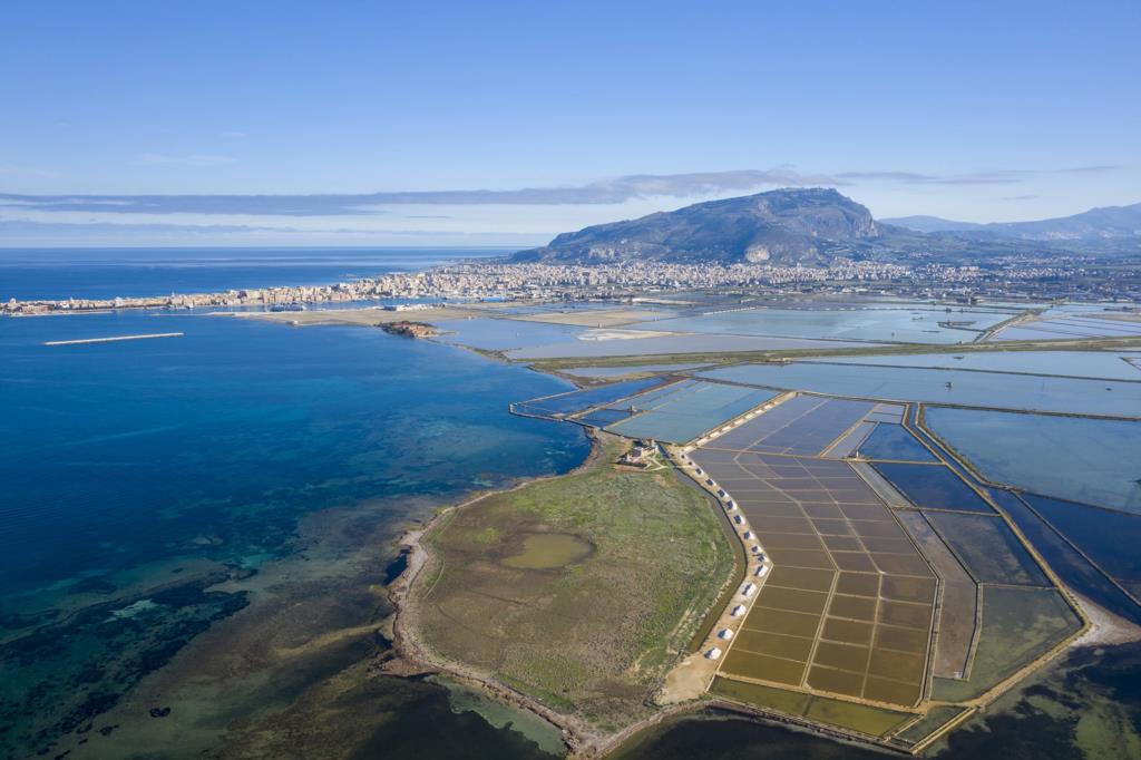Si presenta a Trapani la candidatura Unesco delle Saline di Sicilia