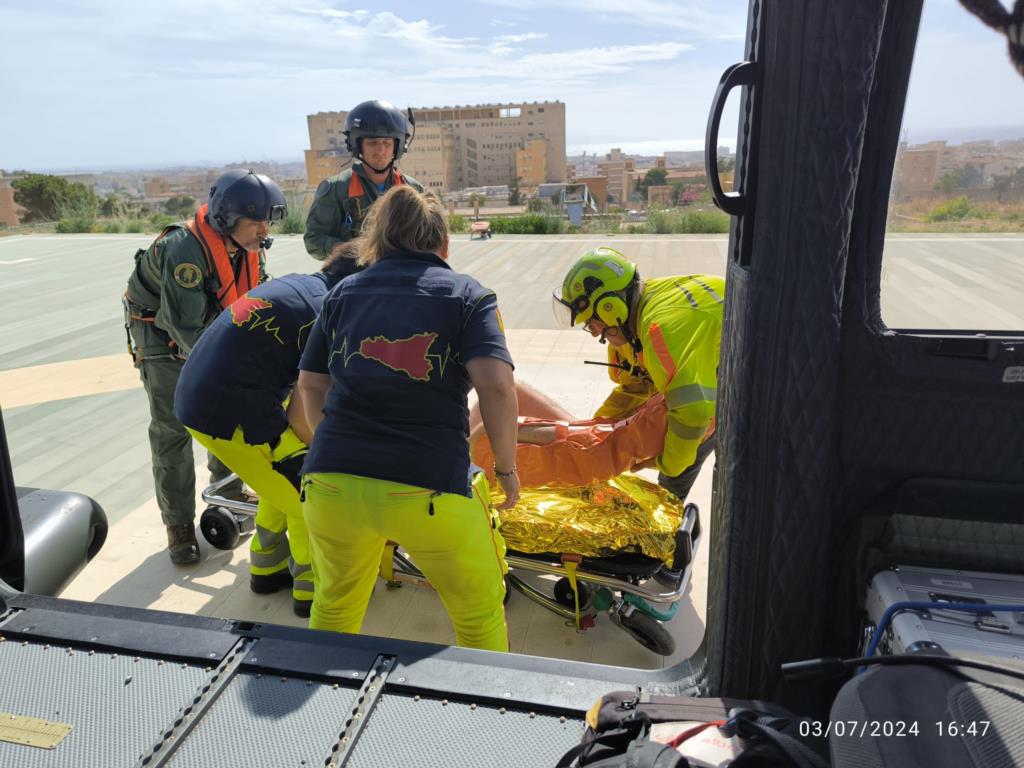 Marettimo, escursionista infortunato soccorso con l'elicottero