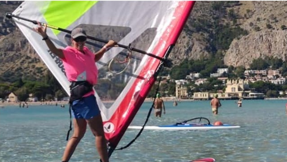 Mondiali windsurfer, vittoria per la marsalese Laura Linares