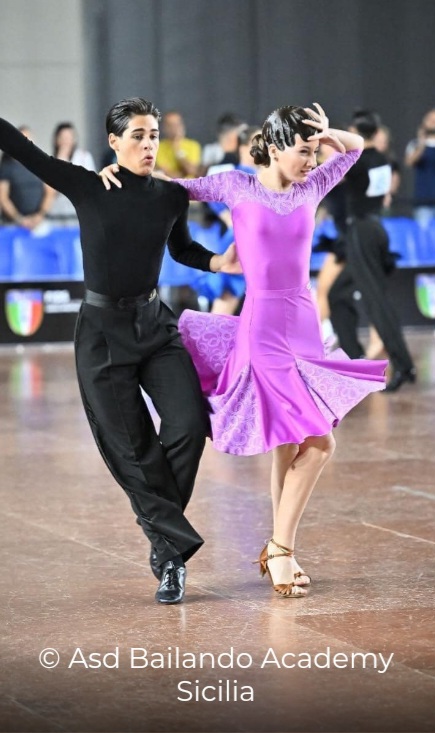 Danza Sportiva: grandi soddisfazioni per due giovani ballerini trapanesi a Rimini