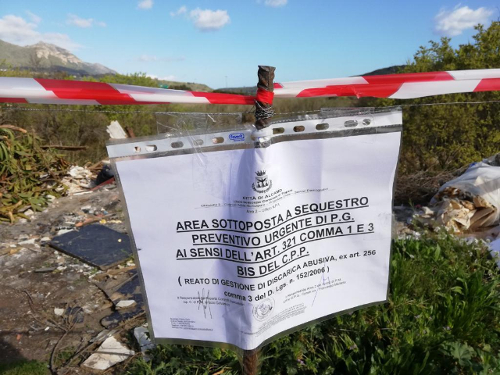 Alcamo: sequestrata discarica abusiva in contrada Eredità