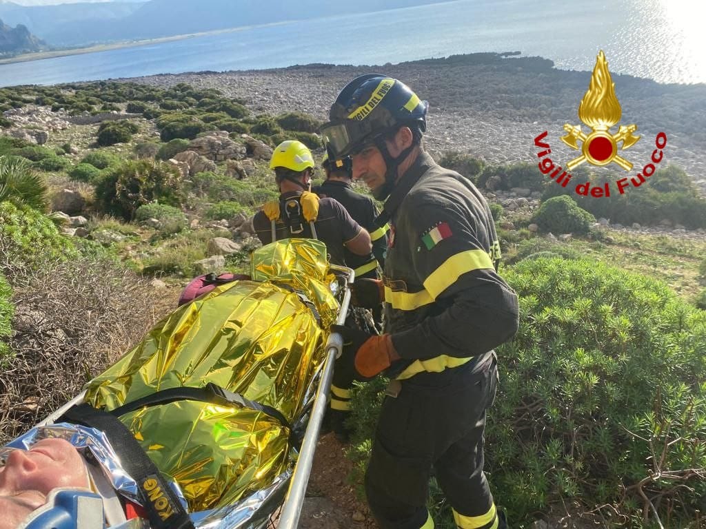 San Vito Lo Capo, turista salvata dai Vigili del Fuoco (VIDEO)