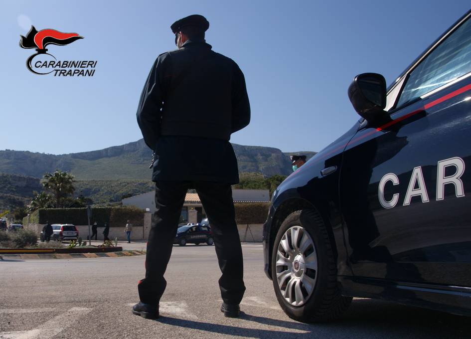 Paceco, allontanato da casa perchè violento