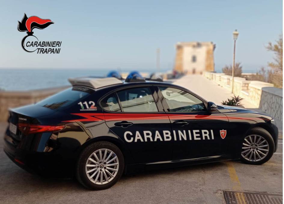 Trapani, fuma una sigaretta sul balcone e viene riconosciuto dai carabinieri: arrestato latitante