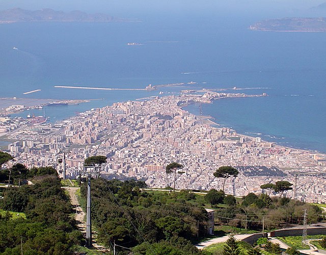 Elezioni Trapani, Tranchida anticipa tutti: depositate nove liste in attesa della decima