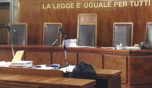 Molestò un'atleta sedicenne, a giudizio un arbitro di scherma di Mazara del Vallo