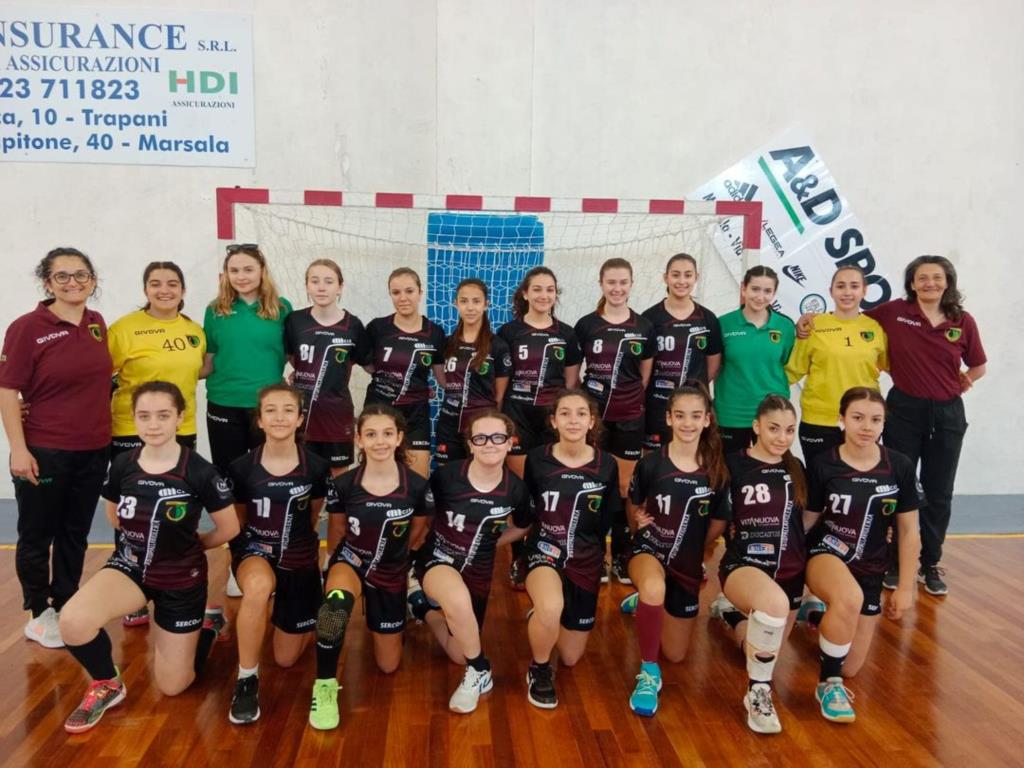 La formazione Under 15 Femminile dell' Handball Erice alle finali nazionali