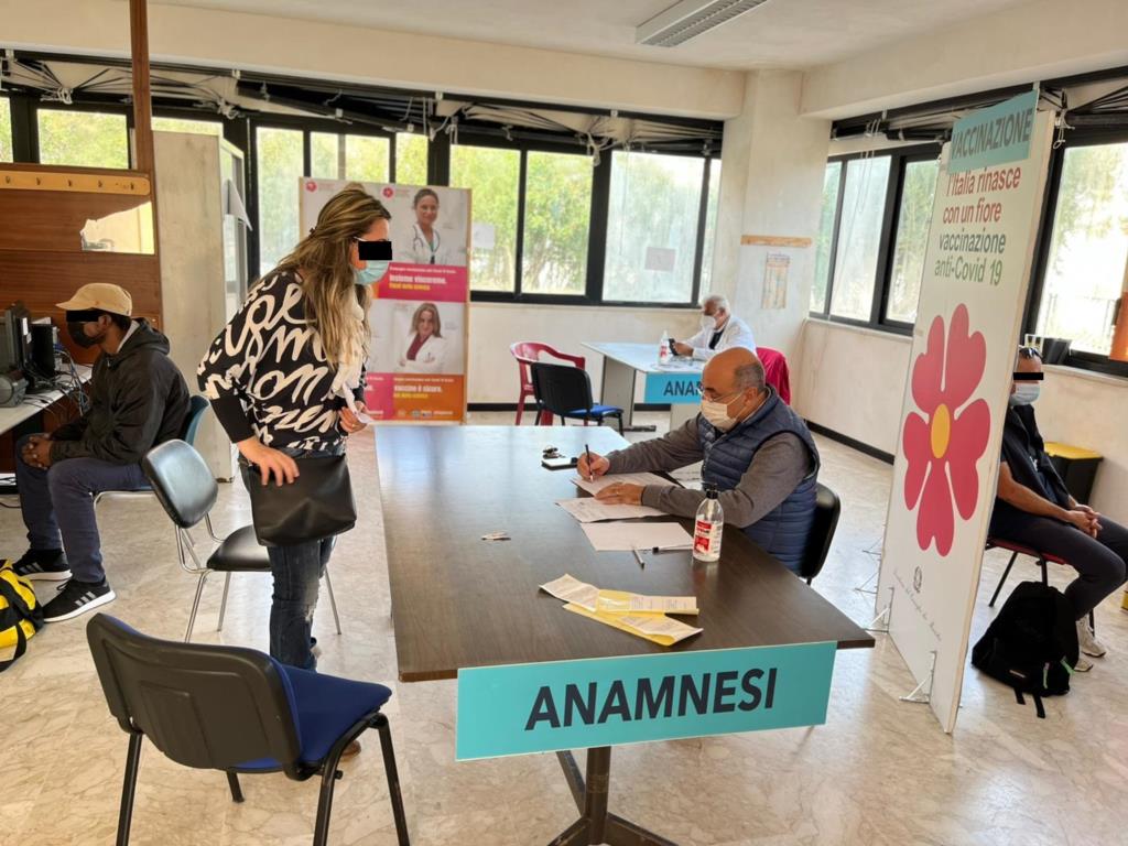Castellammare, riapre il punto vaccinale al centro Duchessa