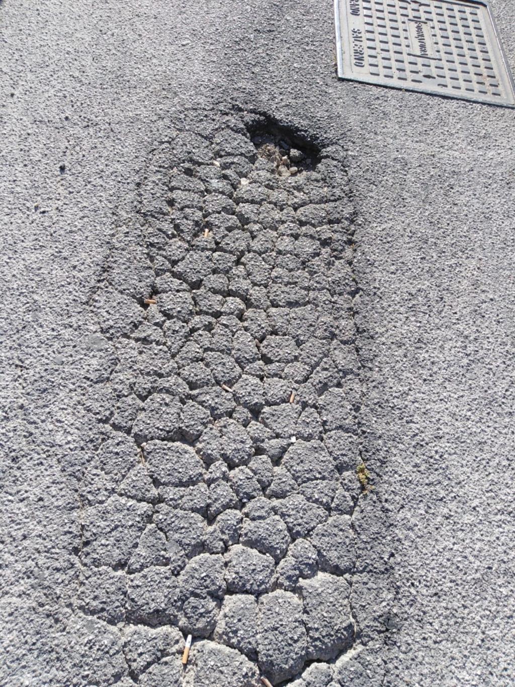Erice, le strade da aggiustare e le petizioni a cui rispondere