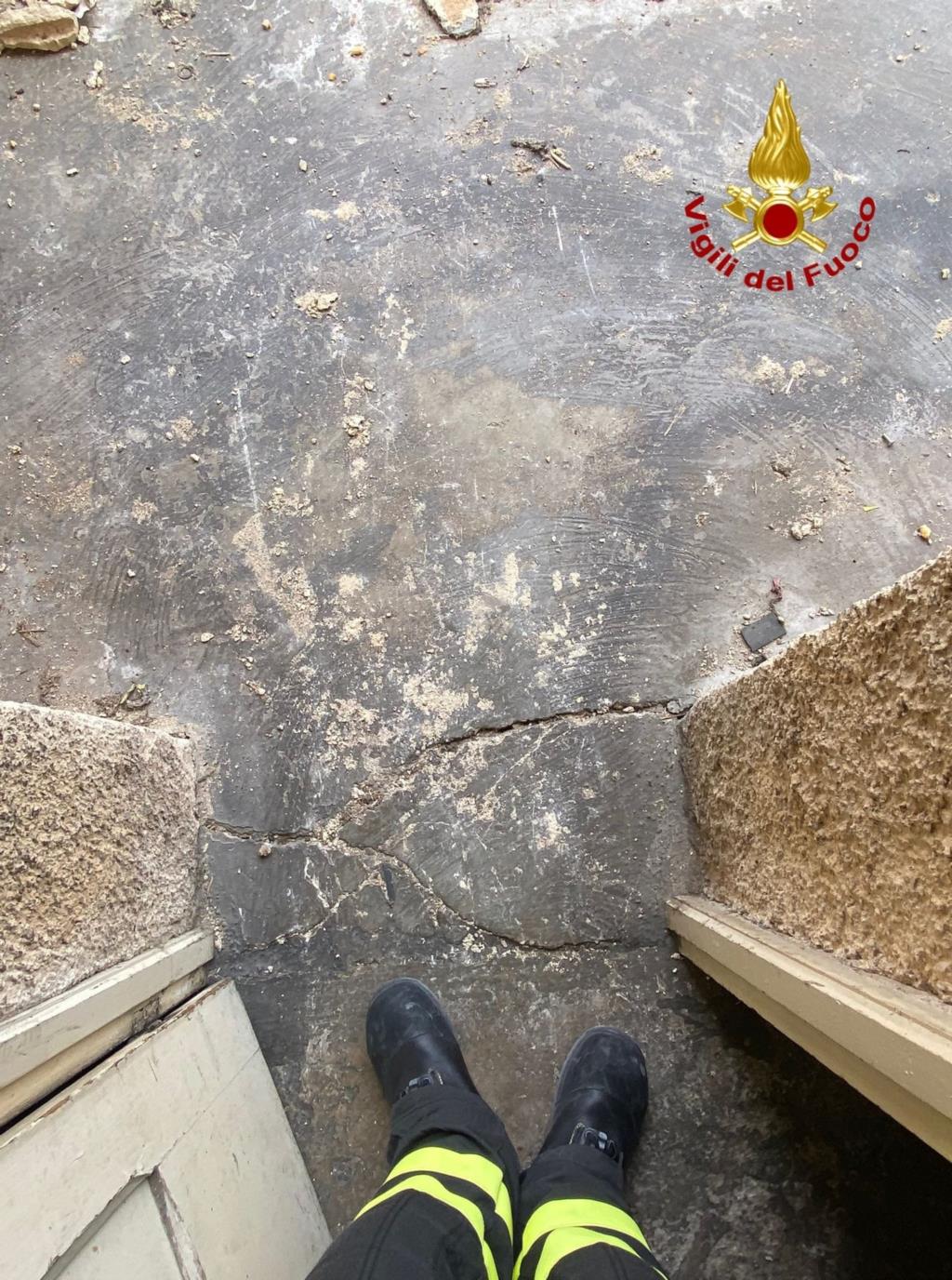 Mazara del Vallo. Cede costone roccioso, evacuate tre famiglie