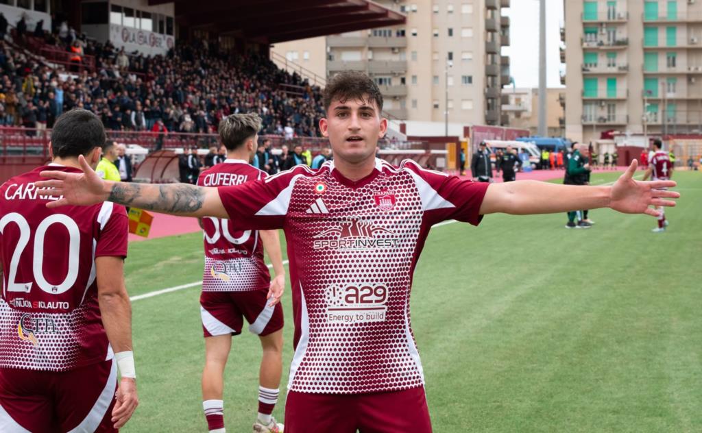 Poker del Trapani contro il Potenza. Tripletta di Anatriello