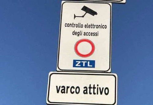 Castellammare del Golfo: zone a traffico limitato, nuovi varchi elettronici attivi tutto il giorno in prova per un mese